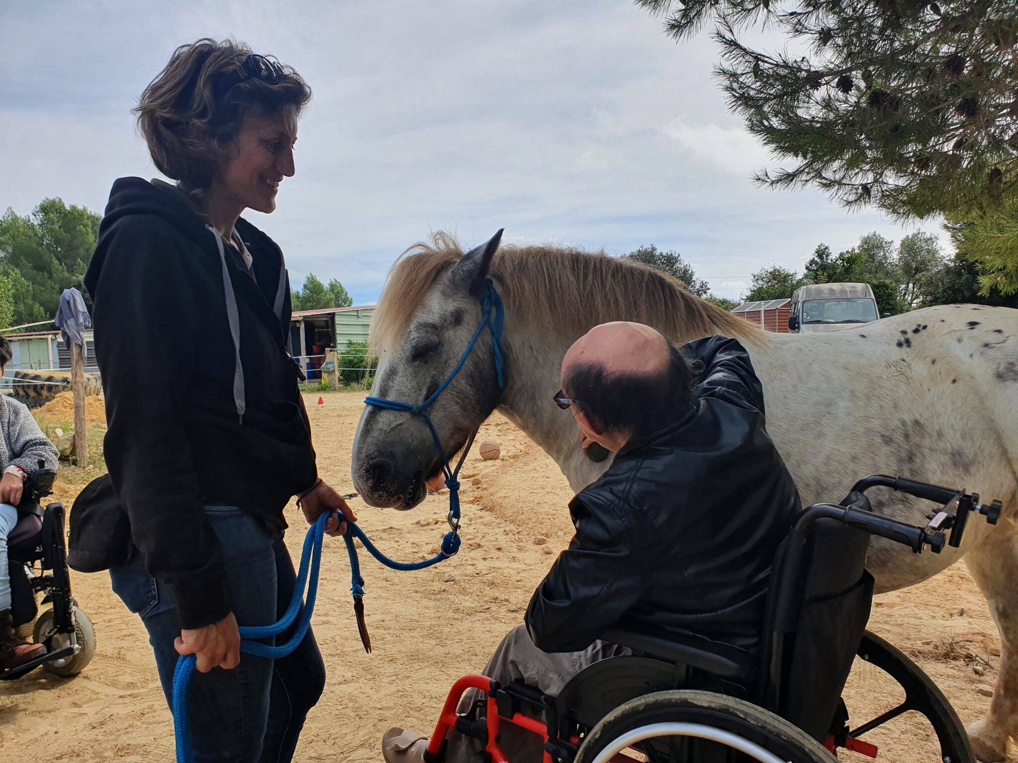 equi-handi-homme-poil-de-parole